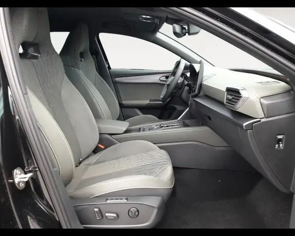 Cupra Leon view 15