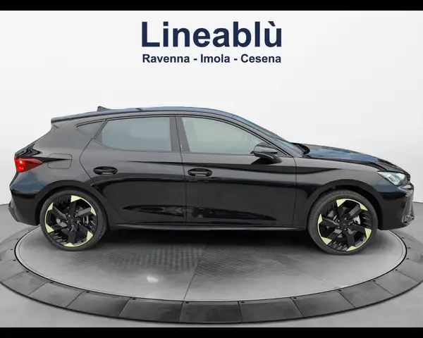 Cupra Leon view 6