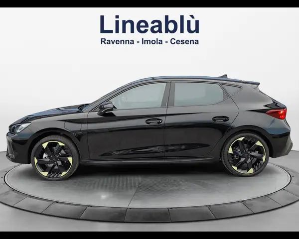 Cupra Leon view 2