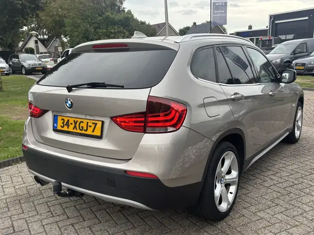 BMW X1 view 5