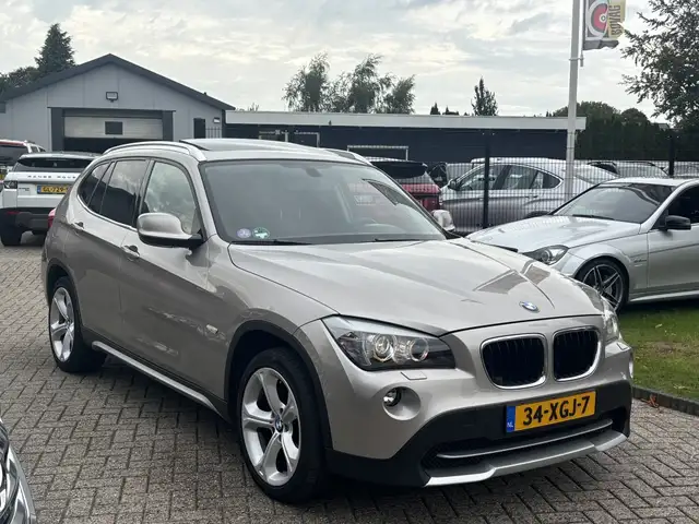 BMW X1 view 3
