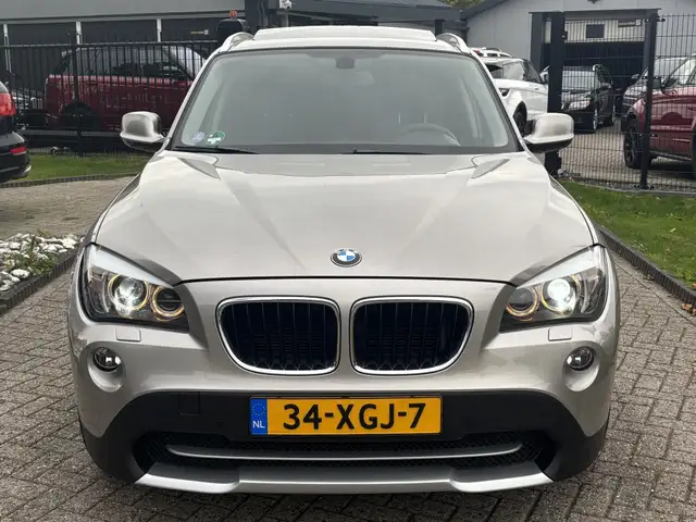 BMW X1 view 2