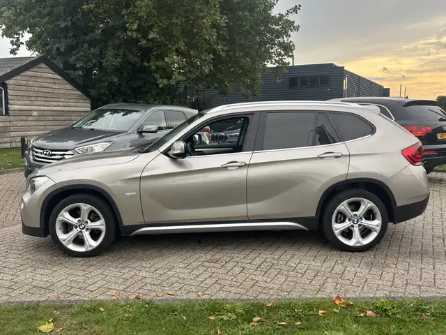 BMW X1 view 6