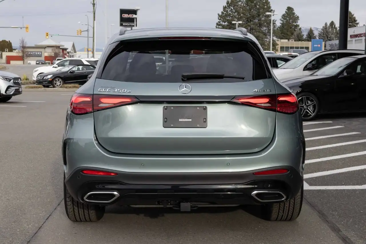 Mercedes-Benz GLC снимка Mercedes-Benz GLC