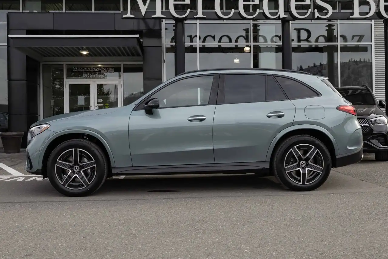 Mercedes-Benz GLC снимка Mercedes-Benz GLC