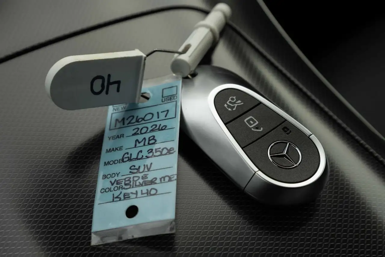 Mercedes-Benz GLC снимка Mercedes-Benz GLC
