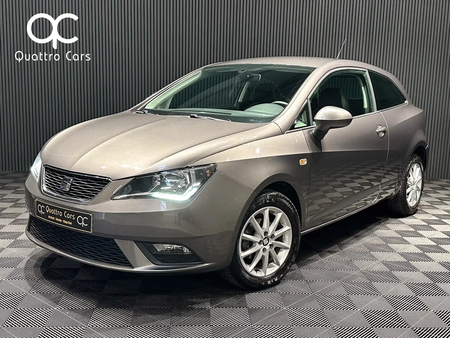 SEAT Ibiza 1.0TSI 95ch 1e Main - Gps - Clim auto - Tres belle Grijs - 1