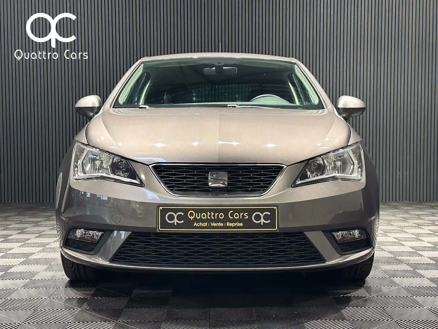 SEAT Ibiza 1.0TSI 95ch 1e Main - Gps - Clim auto - Tres belle Grijs - 2