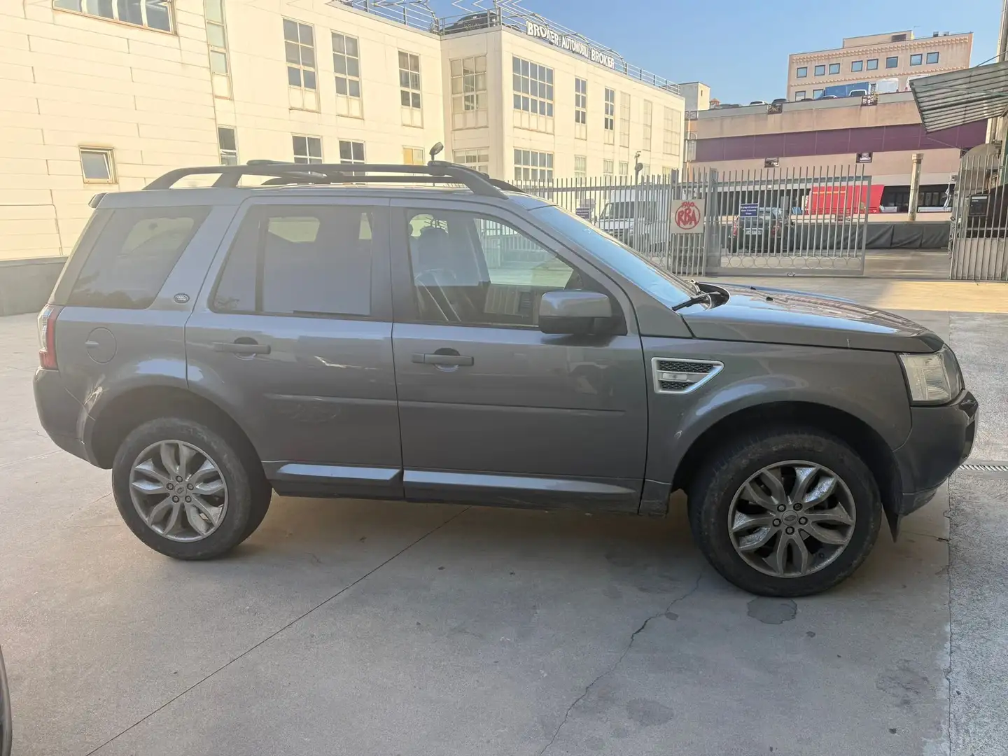 Land Rover Freelander Freelander 2.2 td4 E 150cv Grigio - 1