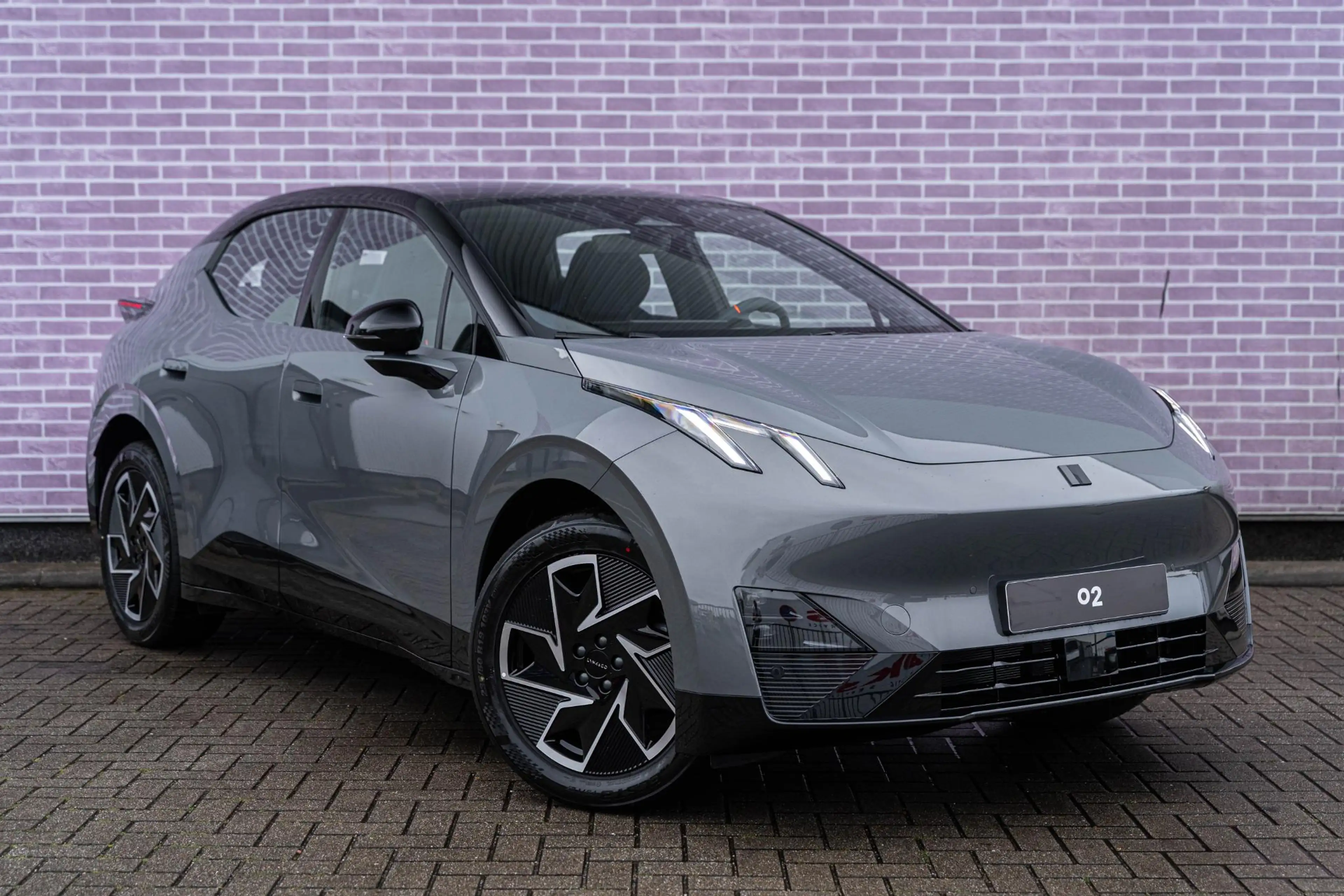 Lynk & Co 02 Core 66 kWh | Adaptive cruise control | Panoramada — photo 13