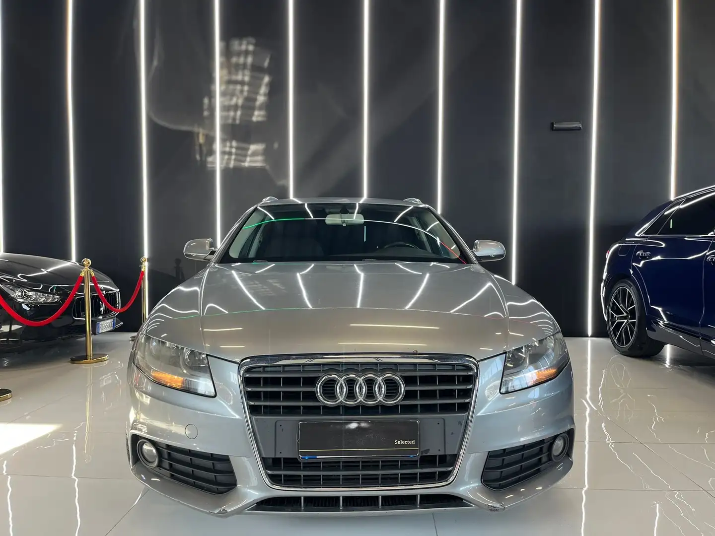 Audi A4 Avant 2.0 tdi Advanced 143Cv Grigio - 2