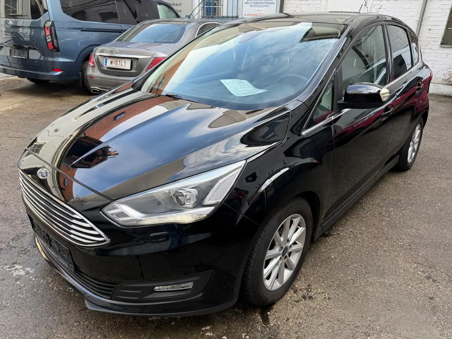 Ford C-Max Titanium Schwarz - 2