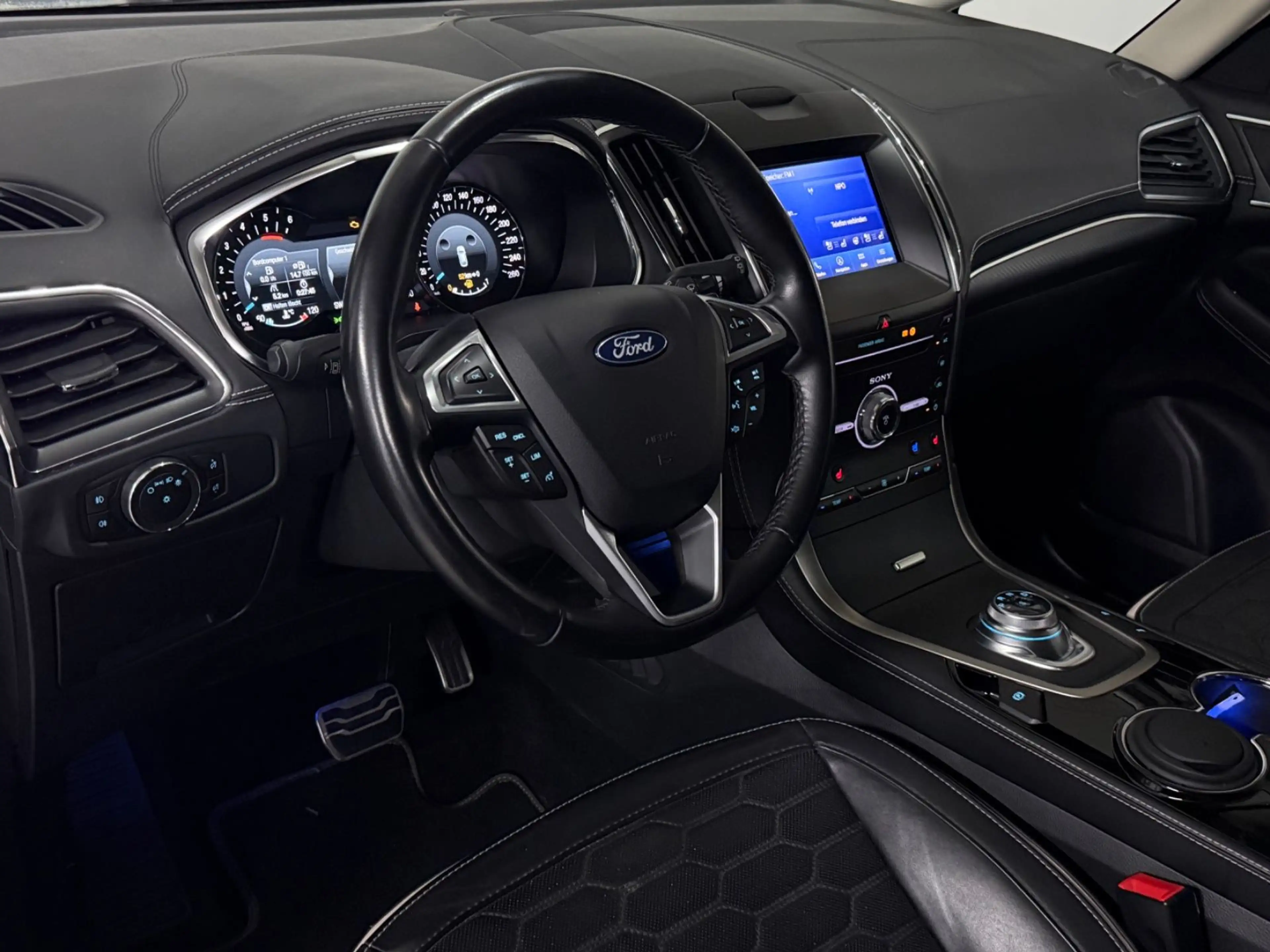 Ford S-Max S-MAX Vignale AWD/NAVI/LED/CAM/LEDER/AHK — photo 8