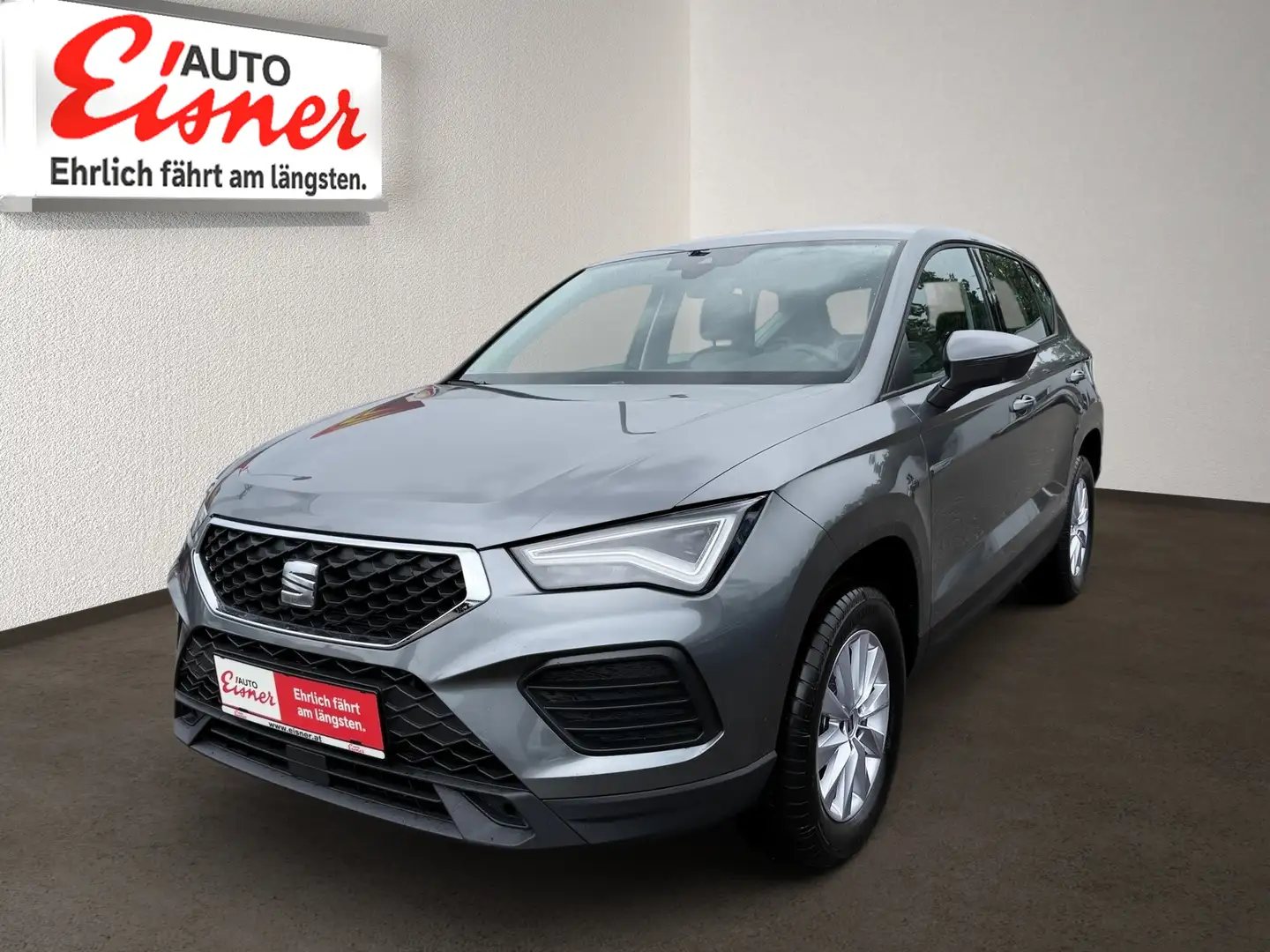SEAT Ateca 1.0 Reference Edition TSI Vordersitze beheizb. Šedá - 2