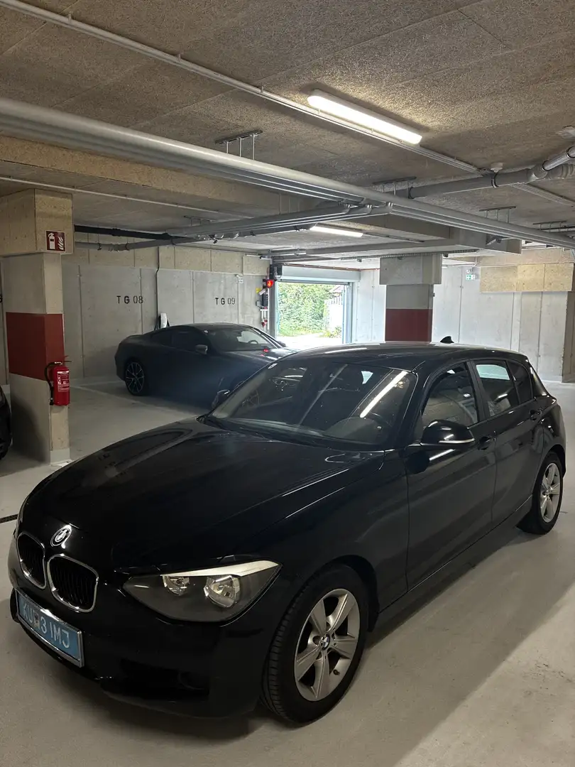 BMW 114 114i Österreich-Paket Schwarz - 1