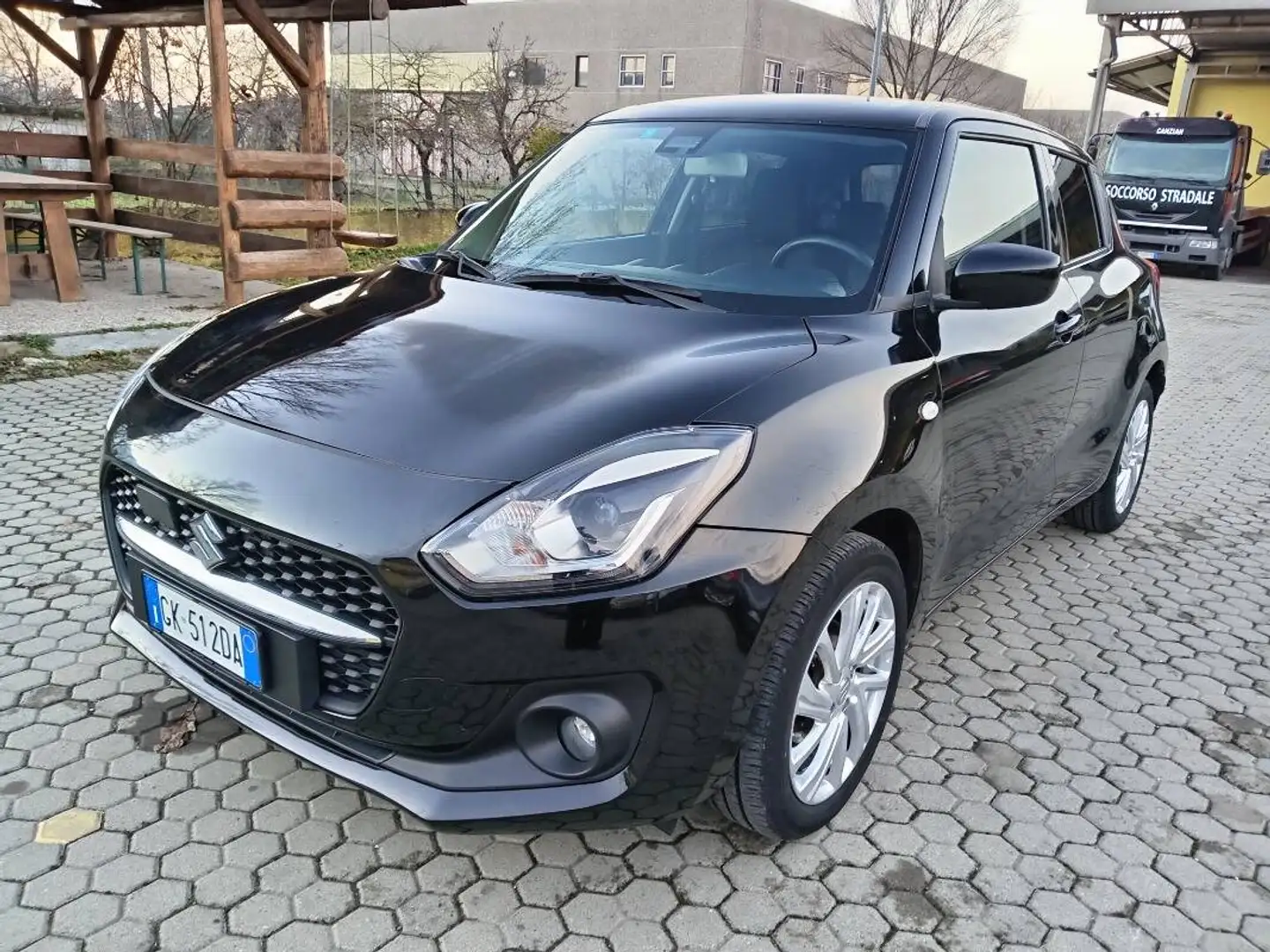 Suzuki Swift 1.2h Top 2wd Nero - 1