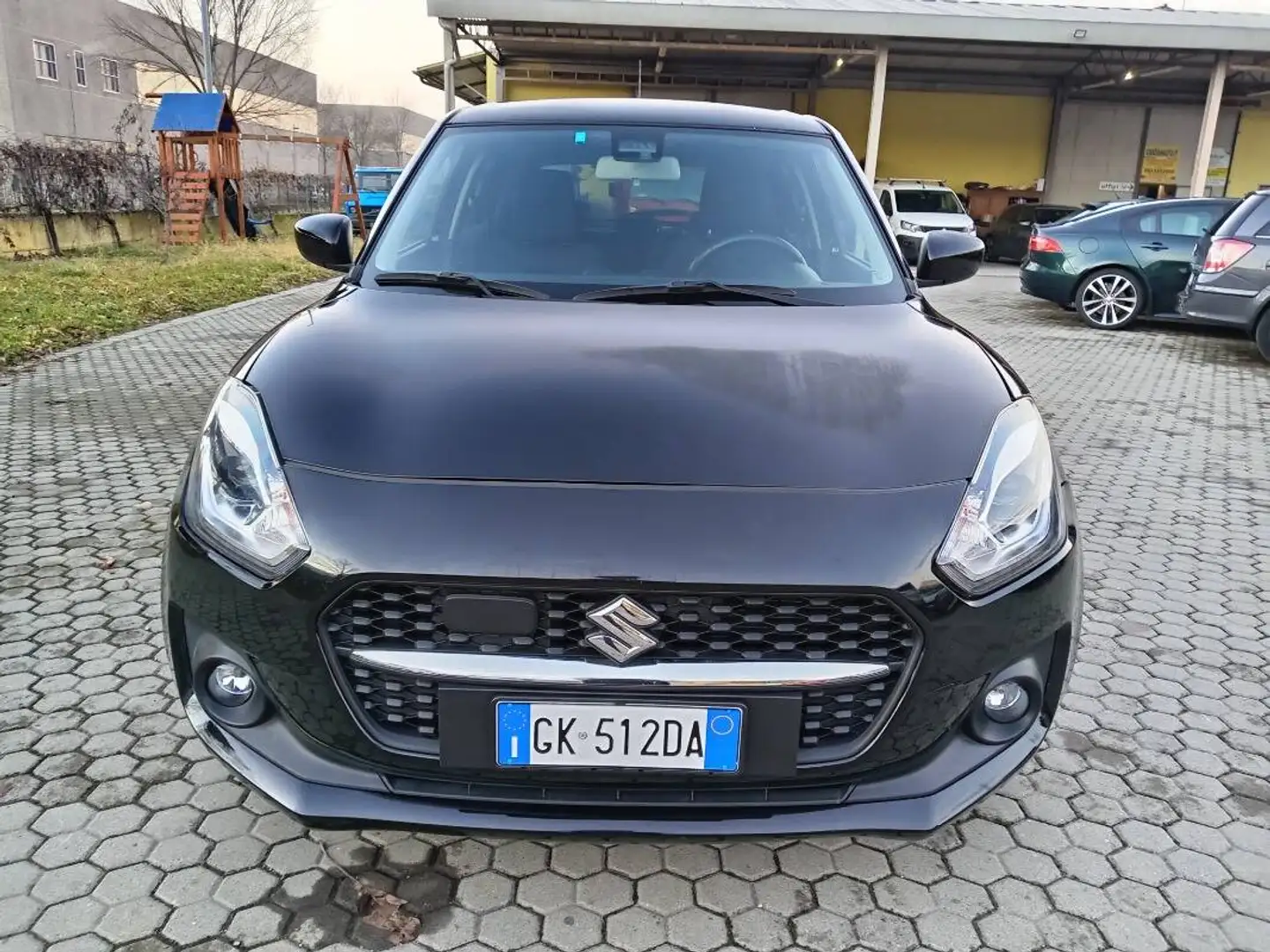 Suzuki Swift 1.2h Top 2wd Nero - 2