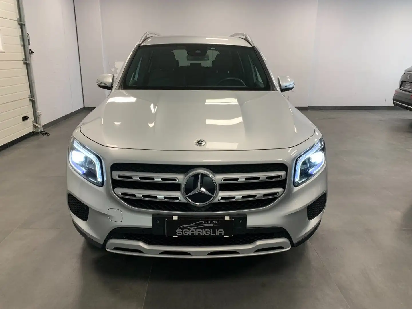 Mercedes-Benz GLB 180 d Automatico Sport Plus Grigio - 2
