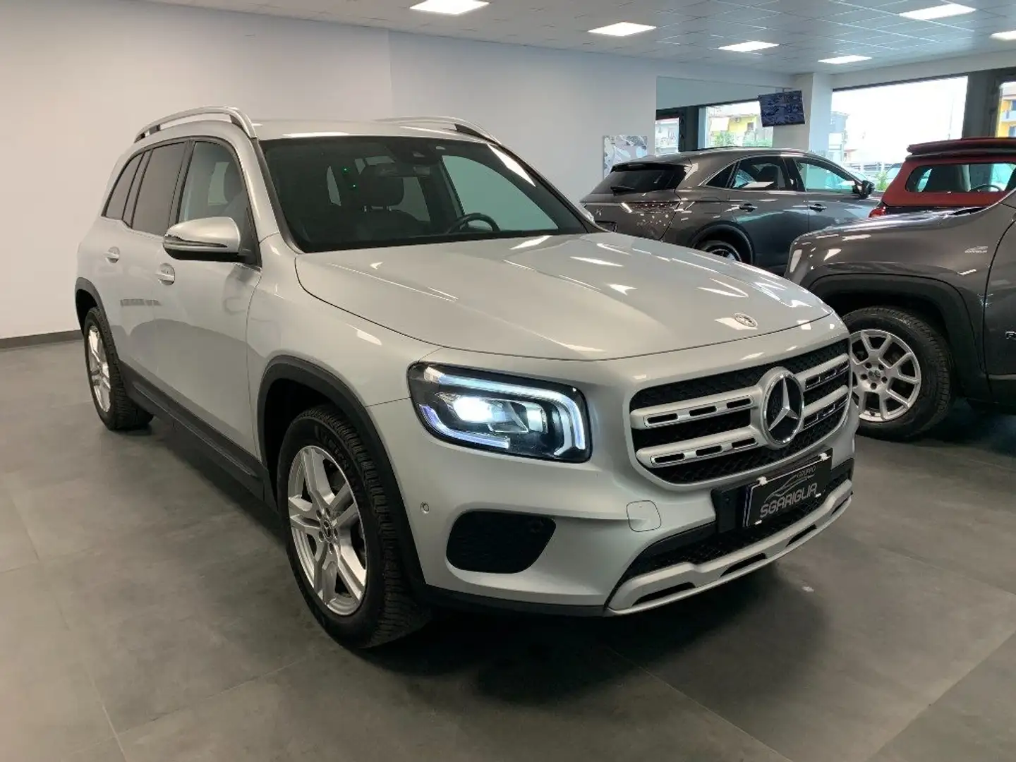 Mercedes-Benz GLB 180 d Automatico Sport Plus Grigio - 1