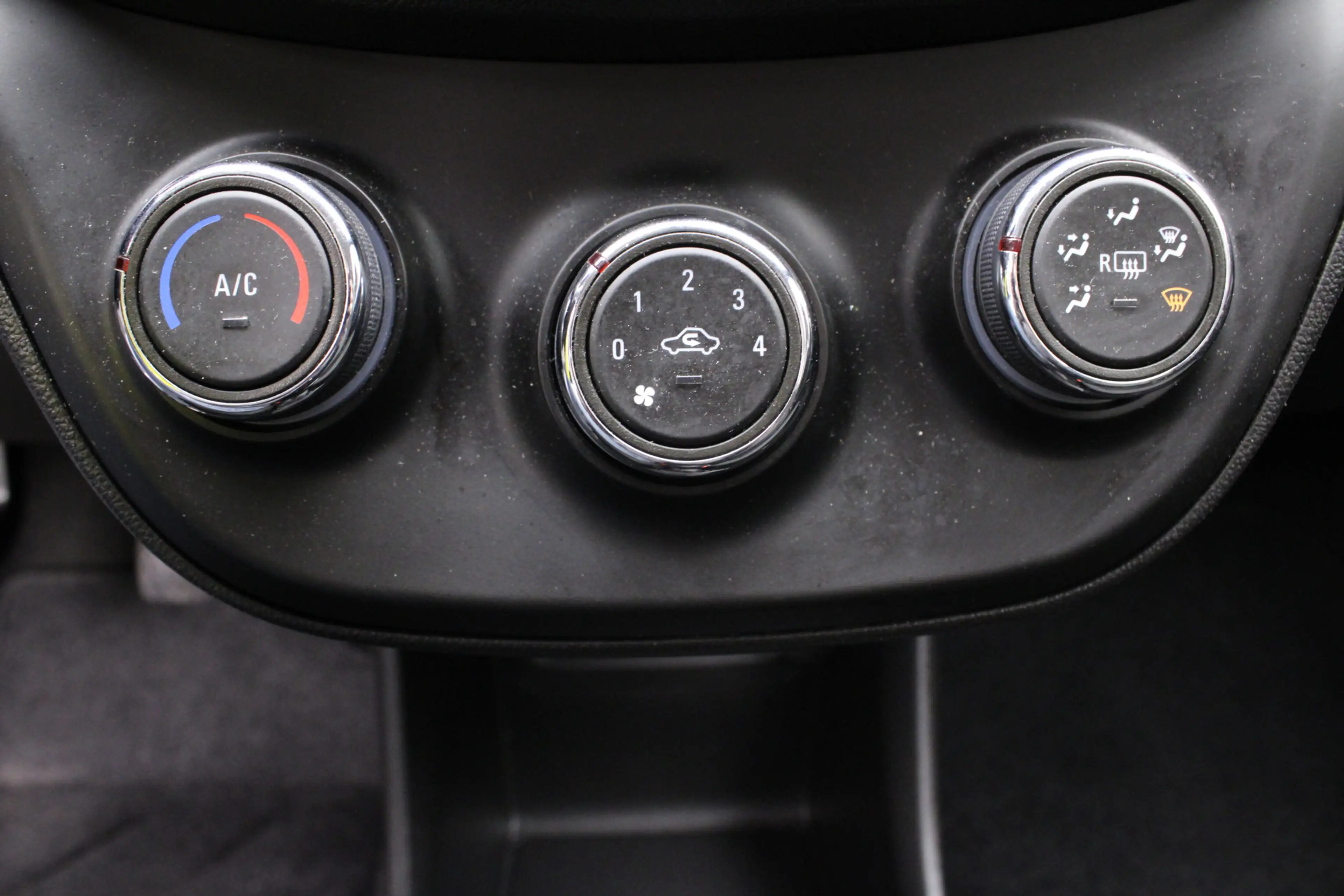 Opel Karl 1.0 ecoFLEX Edition | dealer onderhouden | Afneemb — photo 28
