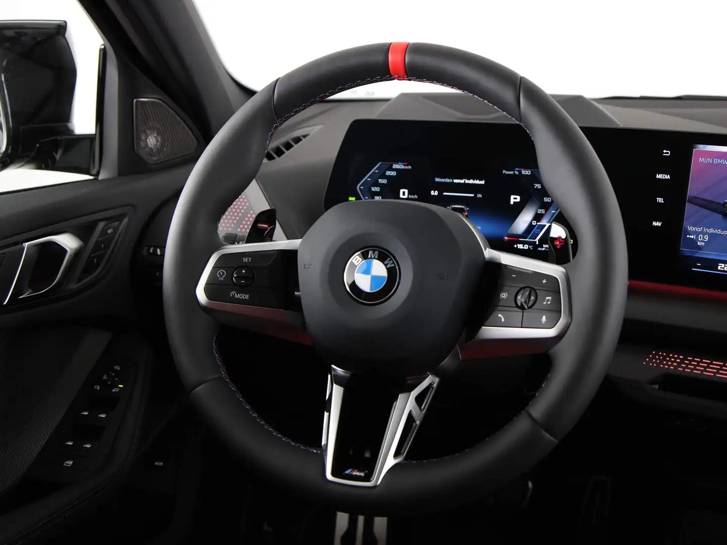 BMW 135 1 Serie M135i xDrive Zwart - 2