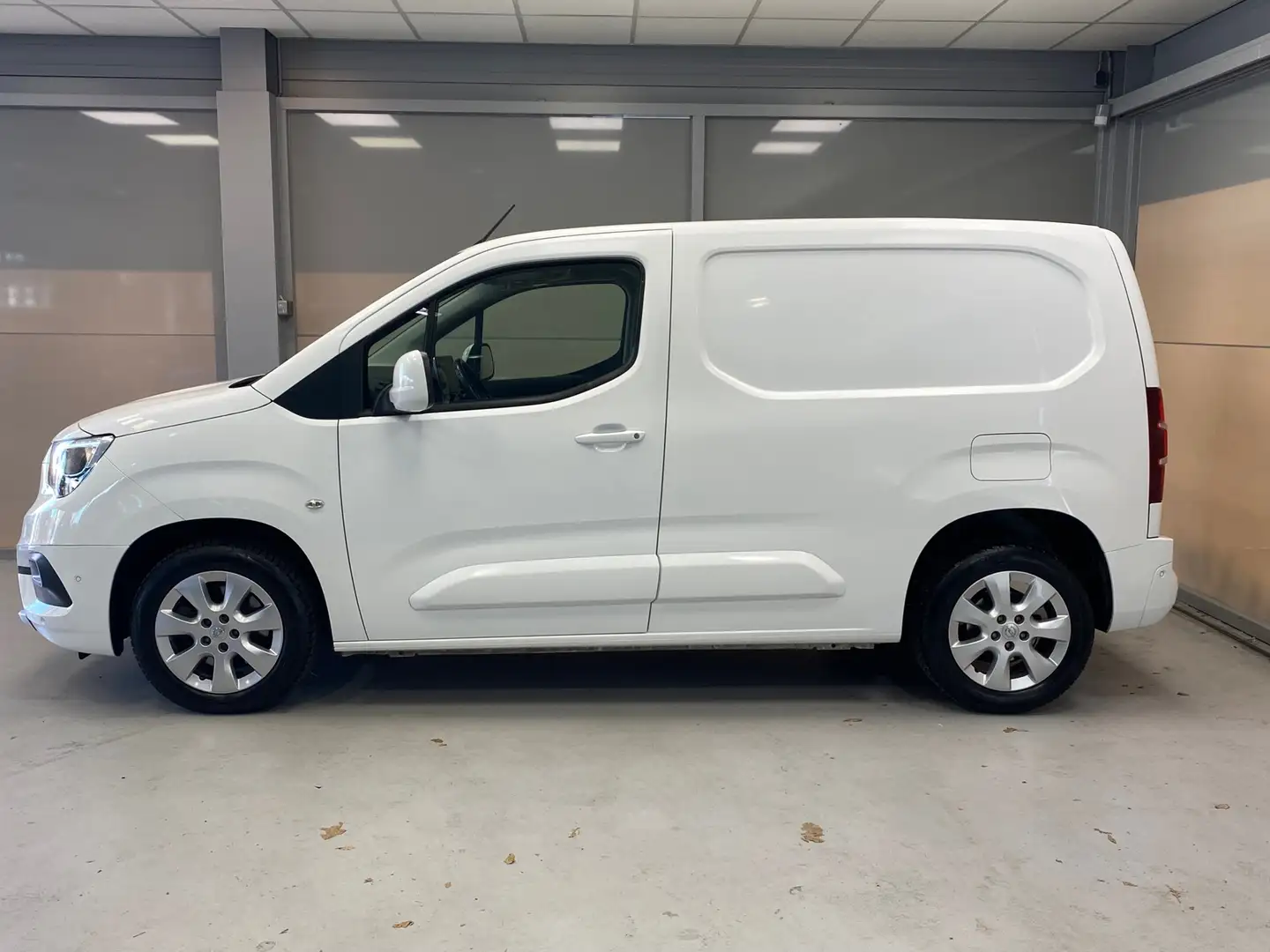 Opel Combo 1.5D L1H1 Innovation AUTOMAAT | NAVI | CAMERA | CL Wit - 2