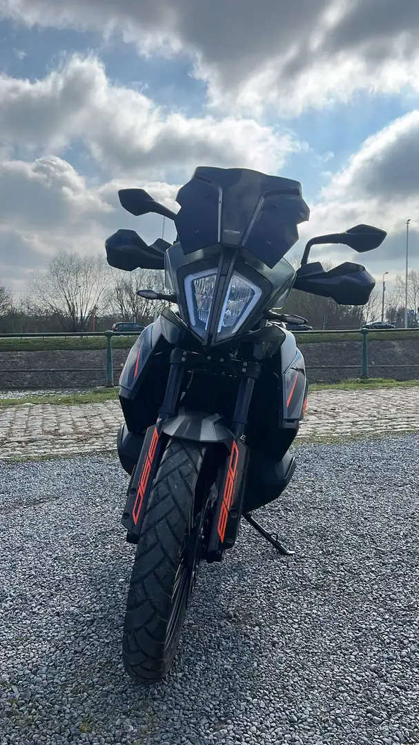 KTM 890 Adventure - 1