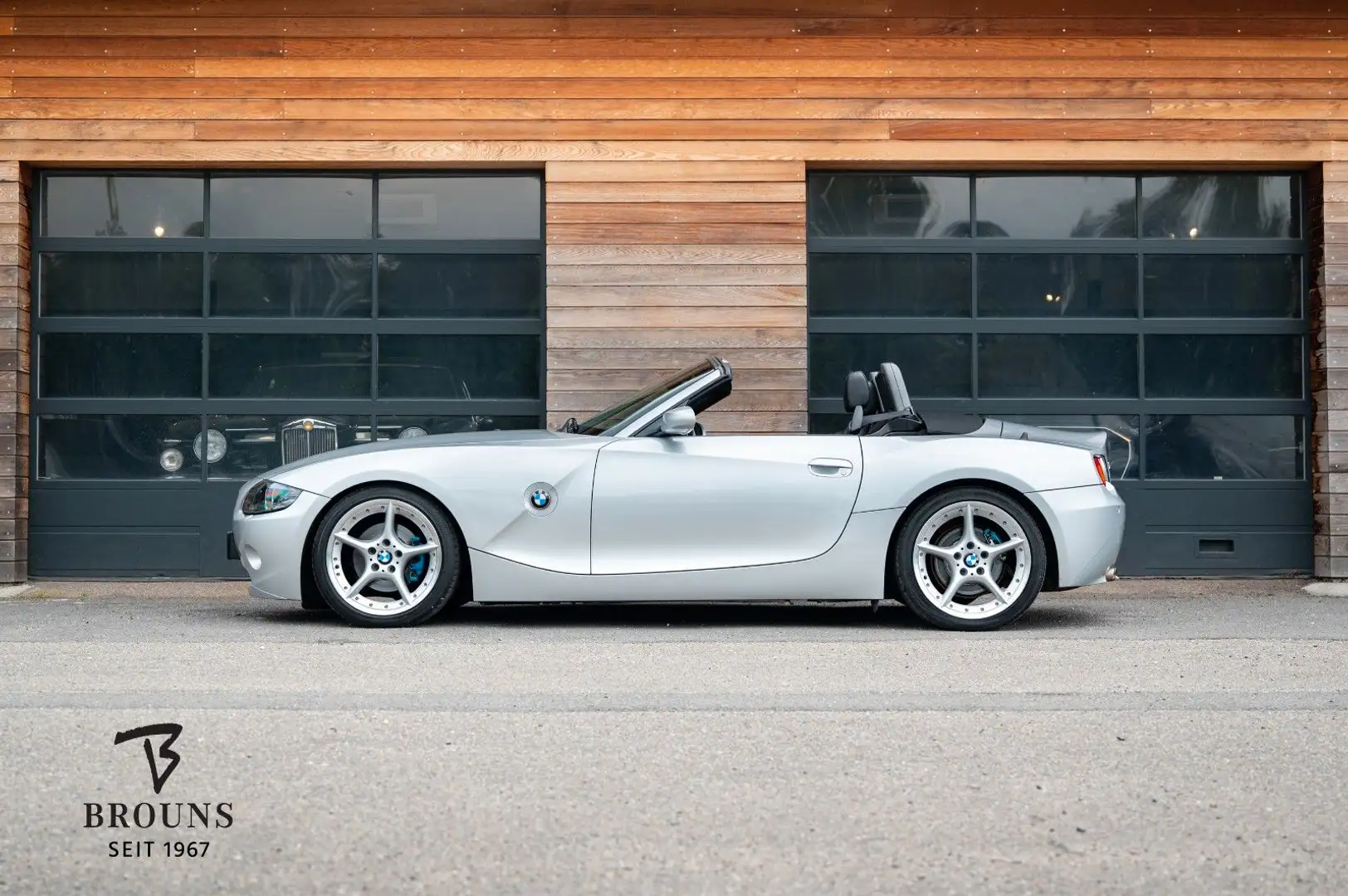 BMW Z4 Roadster 3.0i S | 231PS | Sport | PDC | SitzH Silber - 2