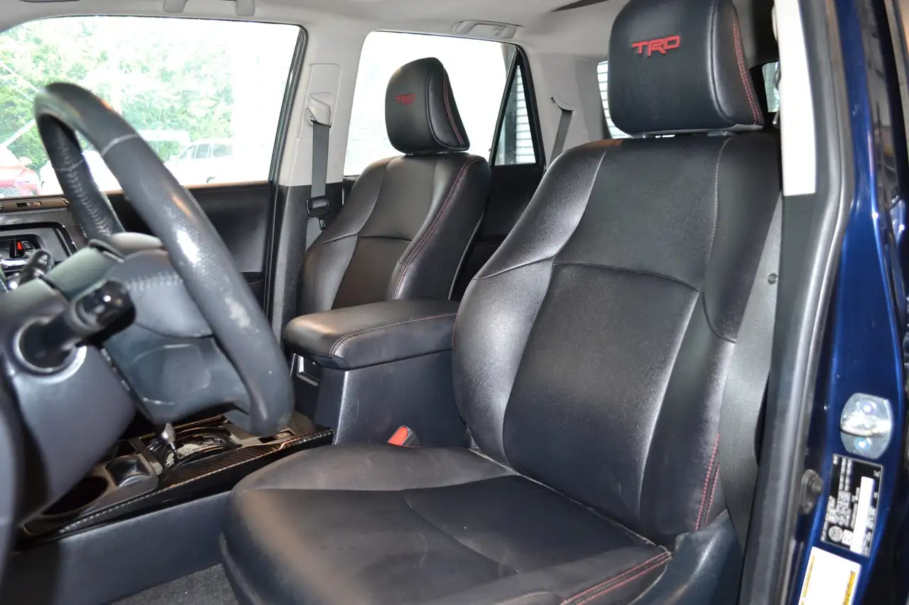 Toyota 4-Runner снимка Toyota 4-Runner