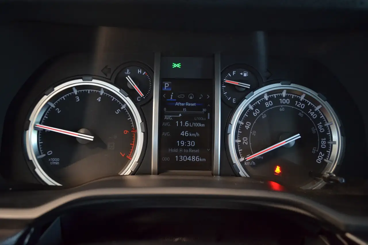 Toyota 4-Runner снимка Toyota 4-Runner