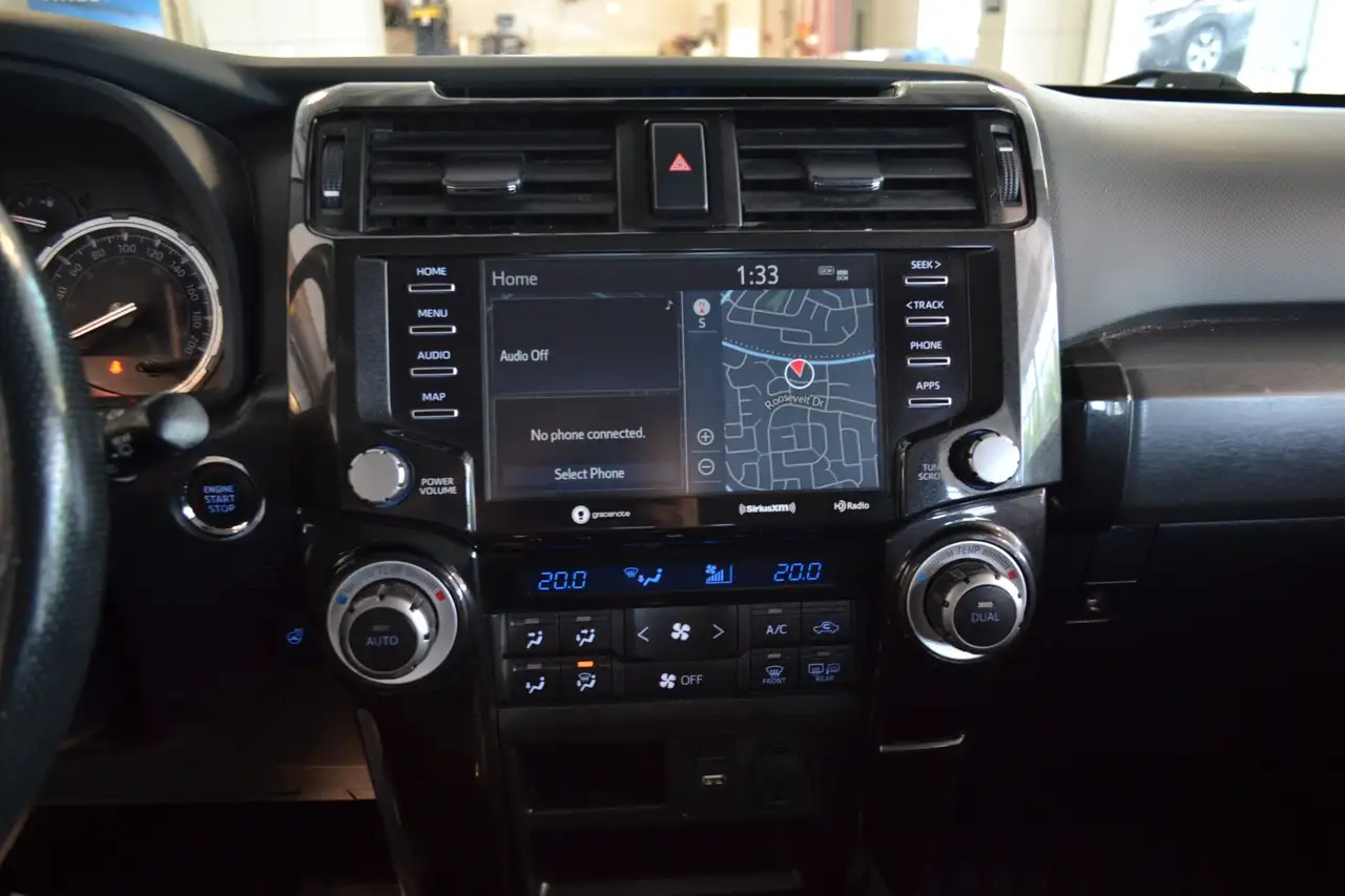 Toyota 4-Runner снимка Toyota 4-Runner