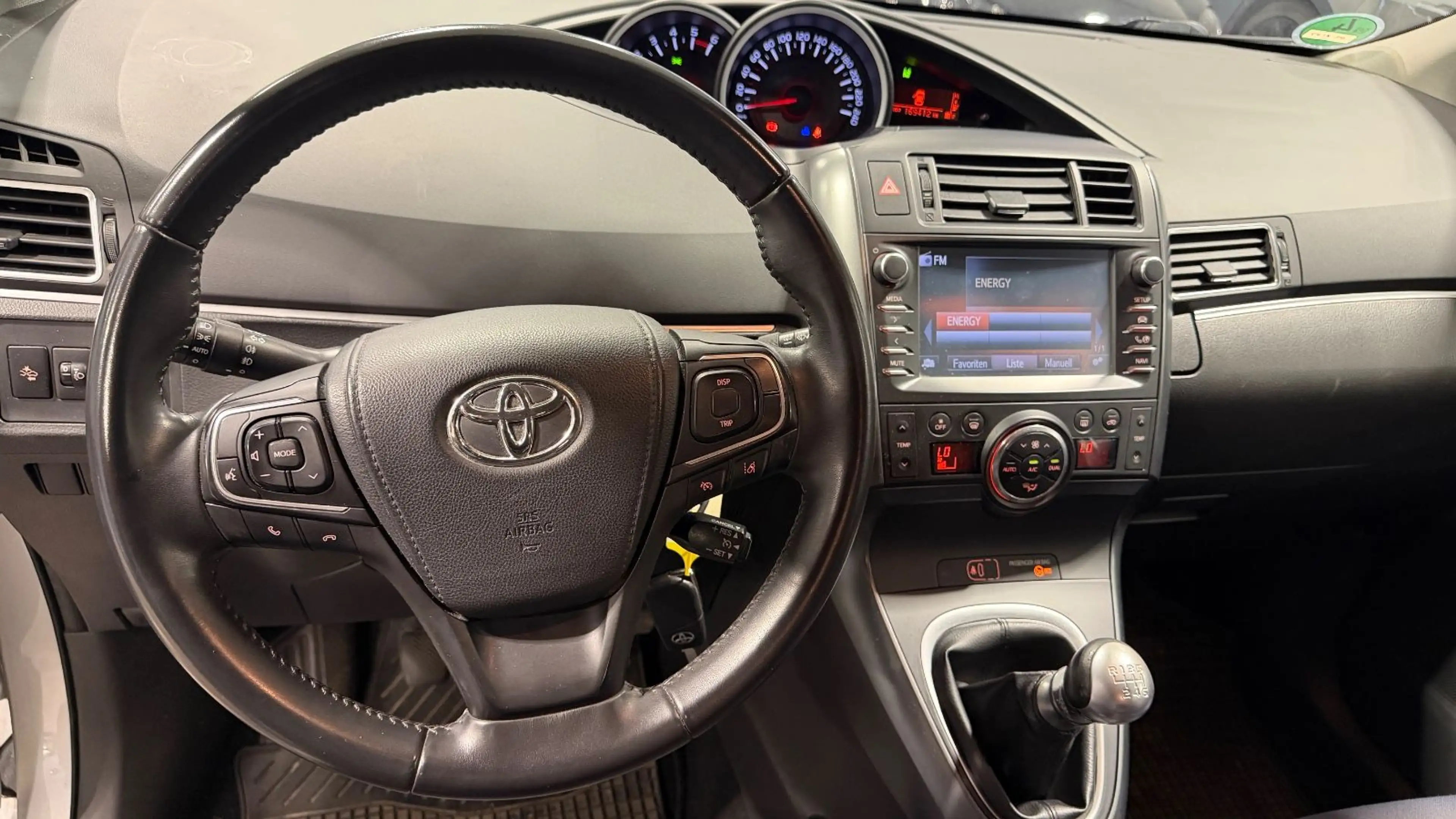 Toyota Verso Edition-S SHZ AHK — photo 10