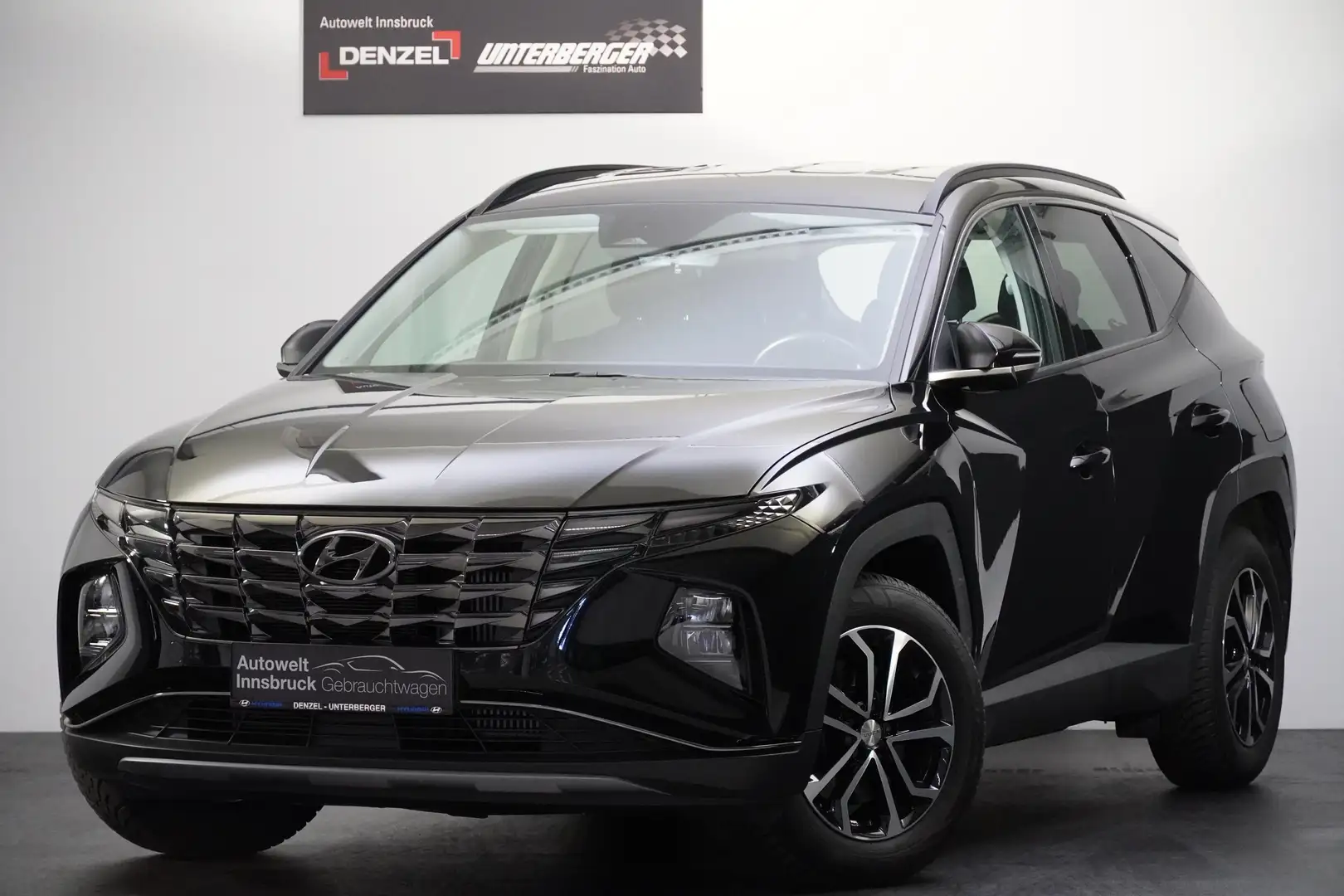 Hyundai TUCSON 1,6 CRDI 4WD 48V Trend Line DCT Schwarz - 1