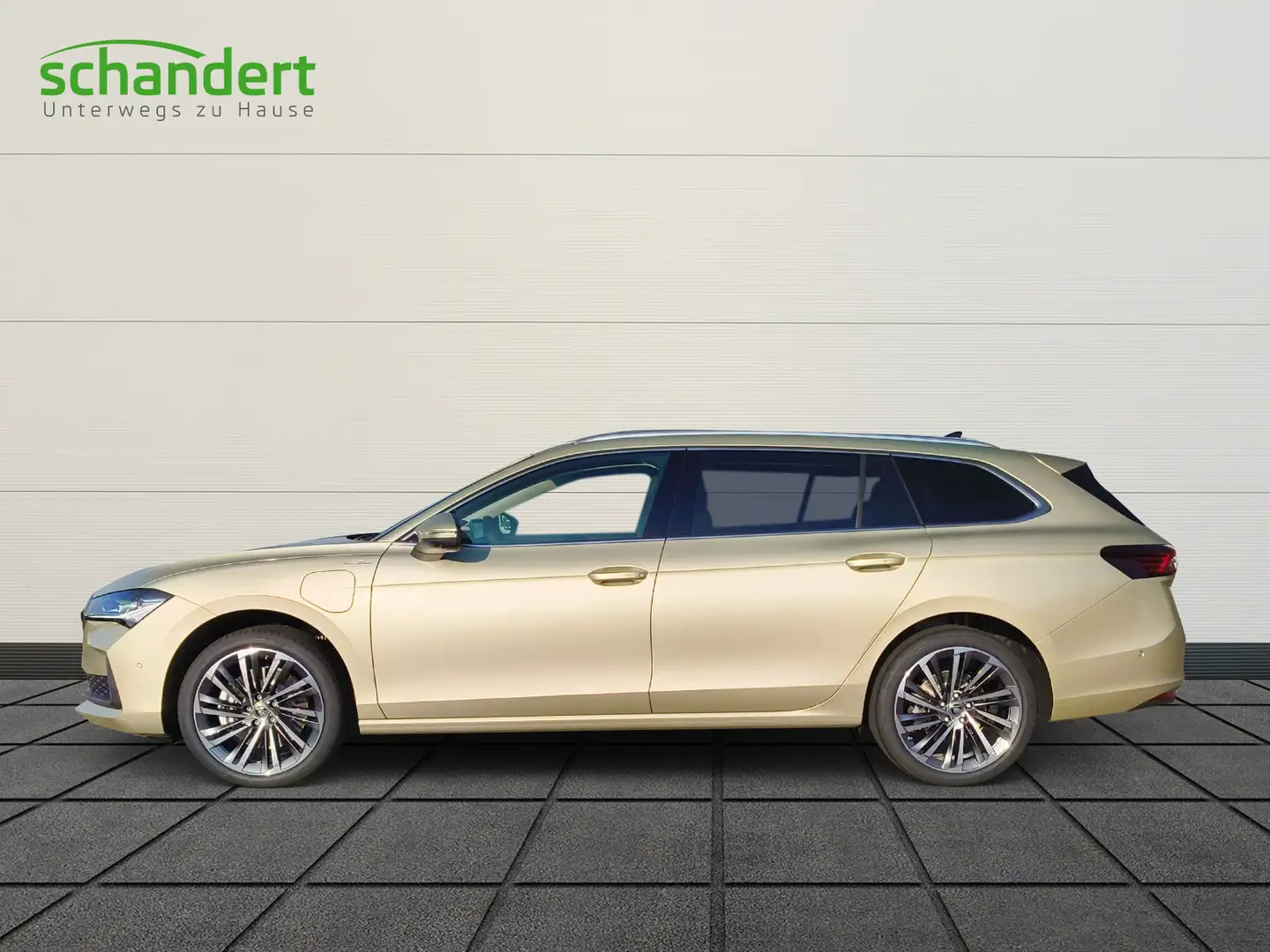Skoda Superb Combi 1.5 TSI iV L&K LED Navi AHK Pano Klimaauto Beige - 2
