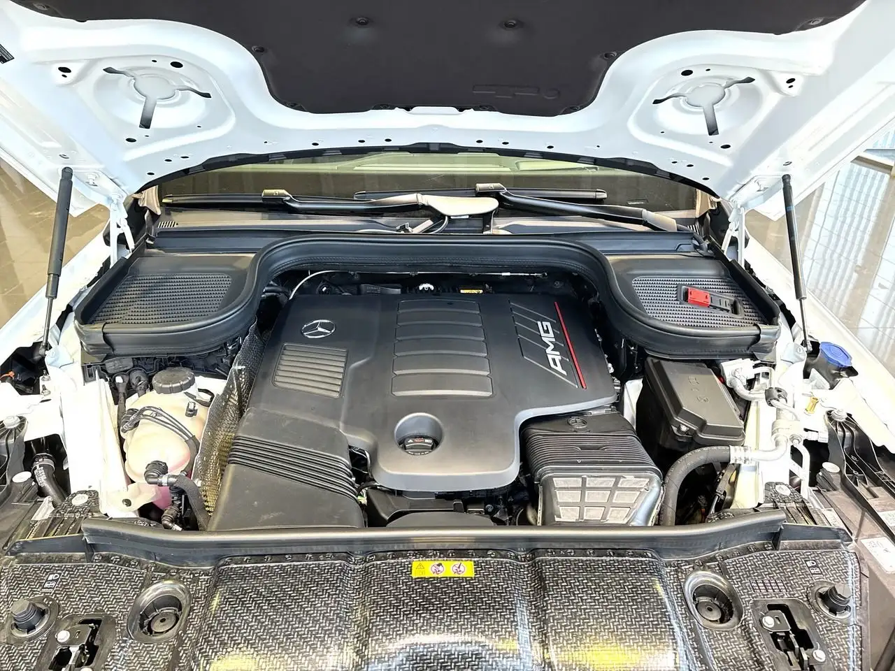Mercedes-Benz GLE снимка Mercedes-Benz GLE