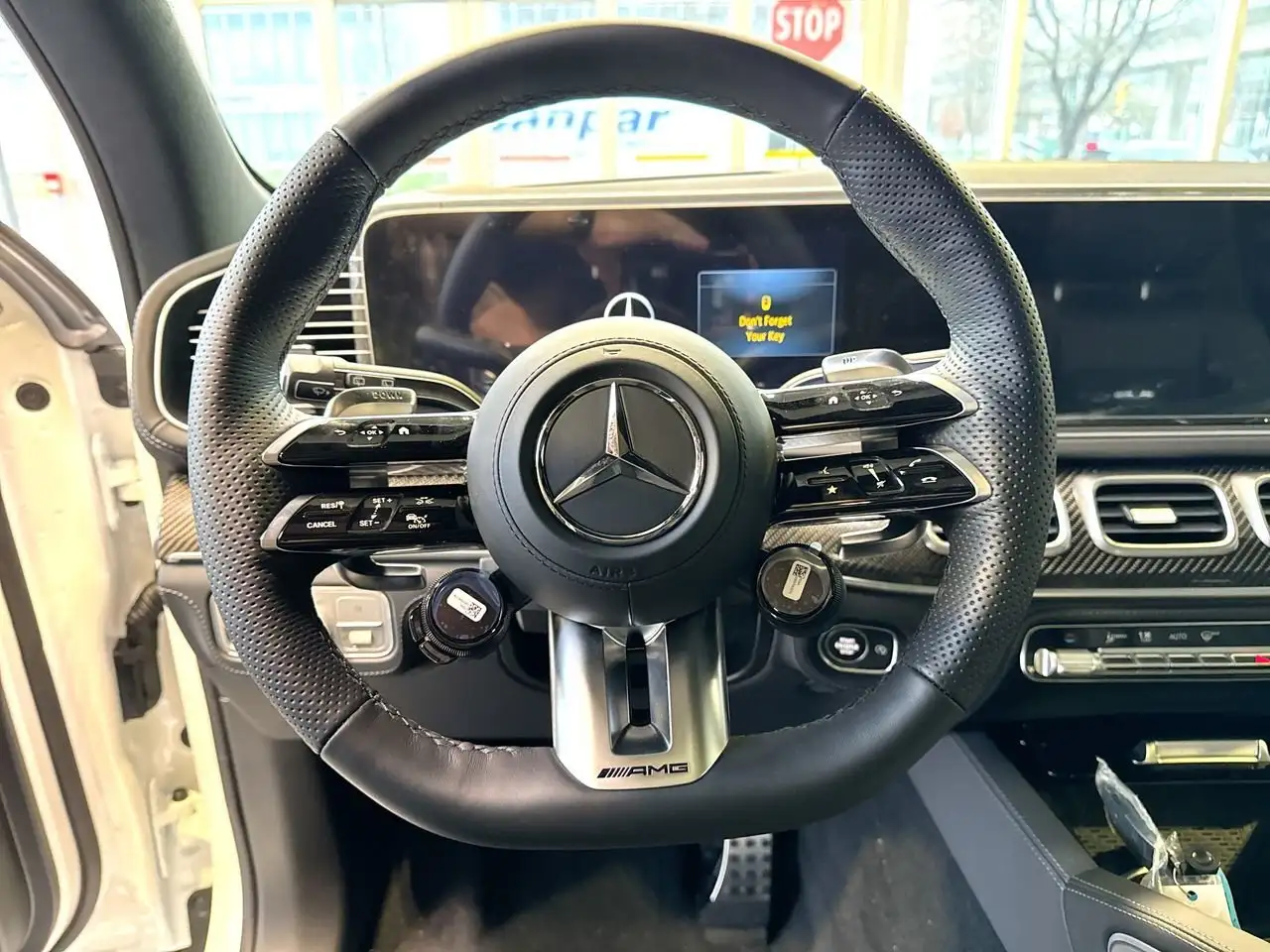 Mercedes-Benz GLE снимка Mercedes-Benz GLE