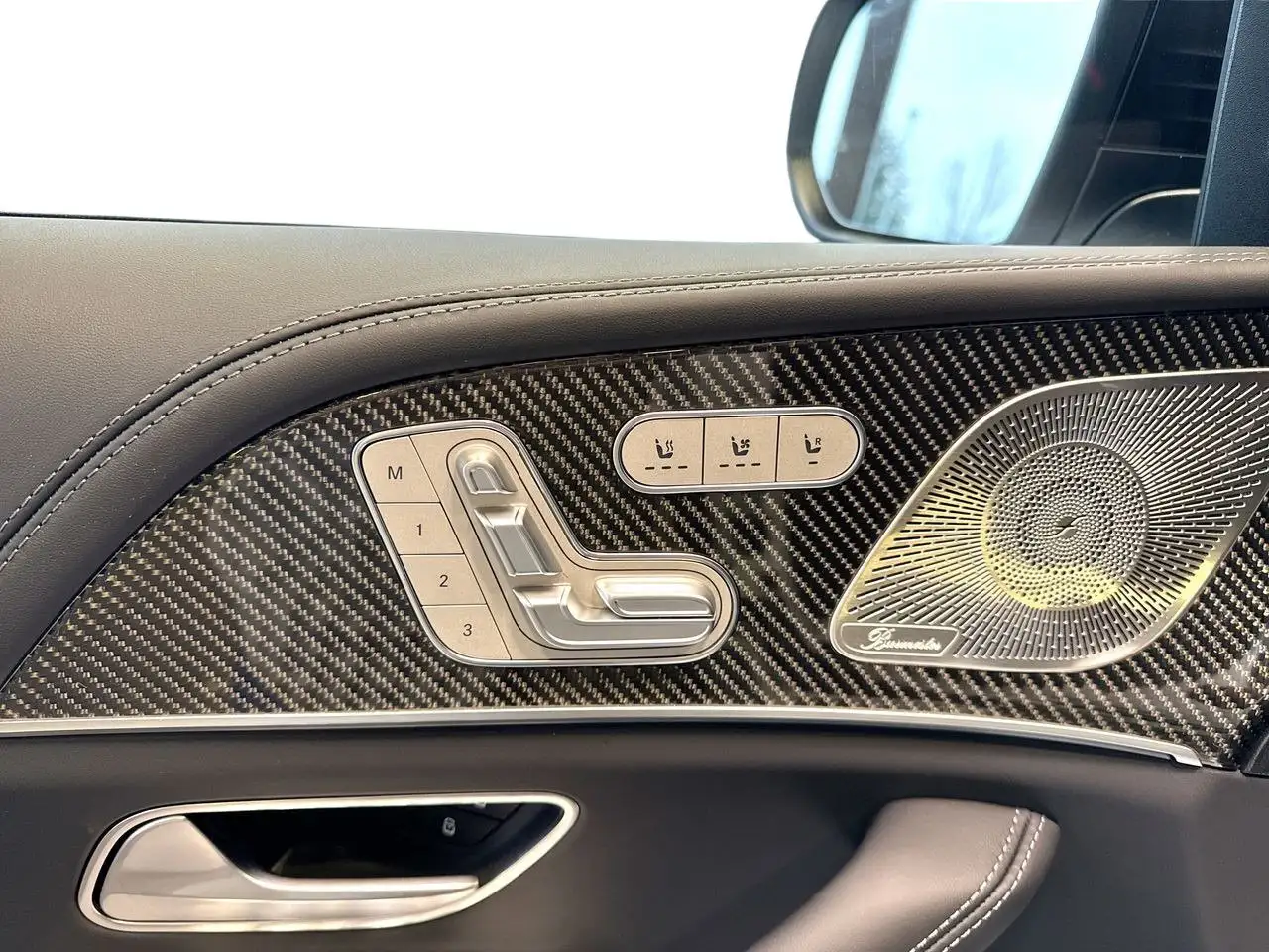 Mercedes-Benz GLE снимка Mercedes-Benz GLE