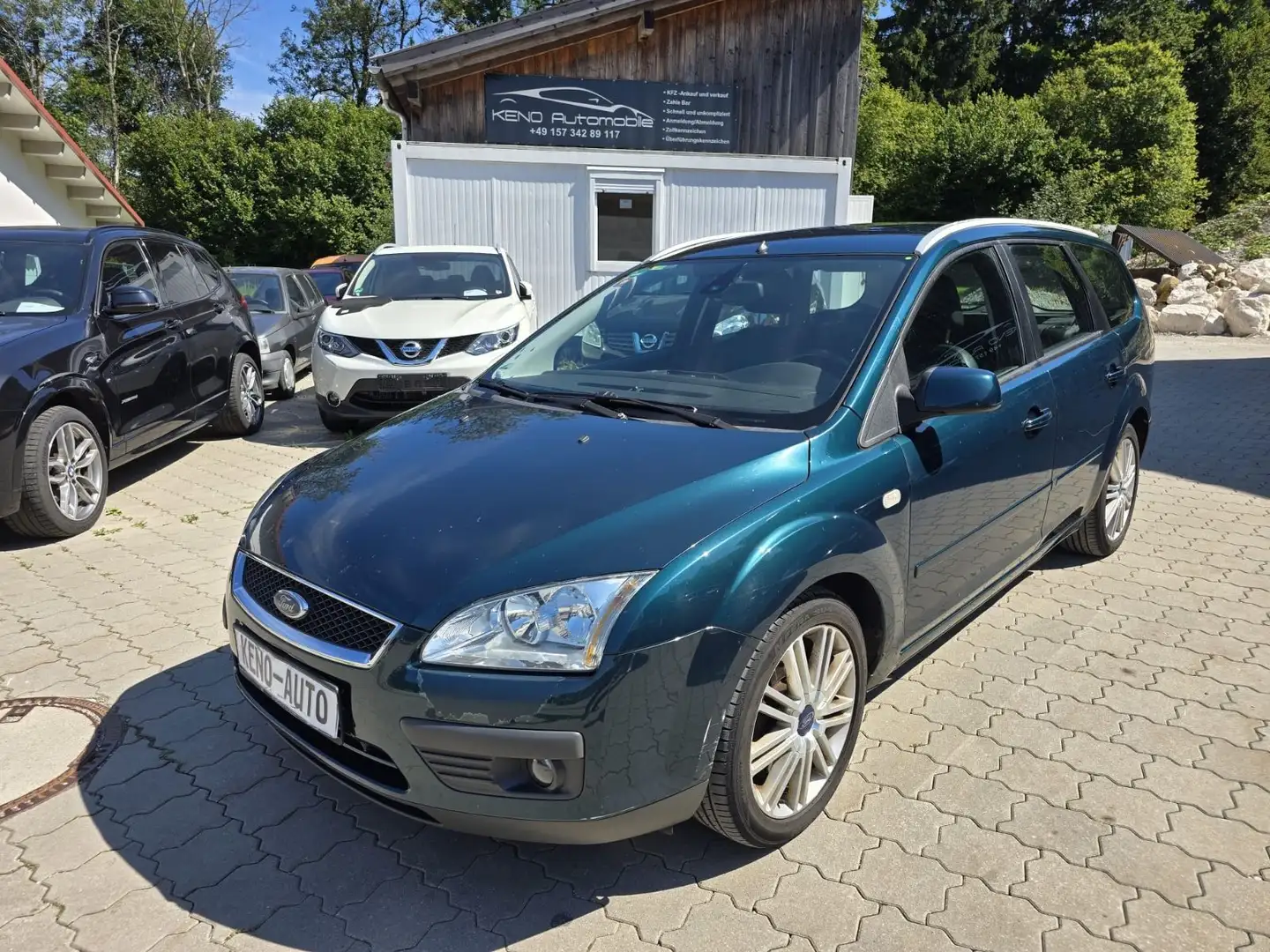 Ford Focus Turnier Titanium Vert - 1