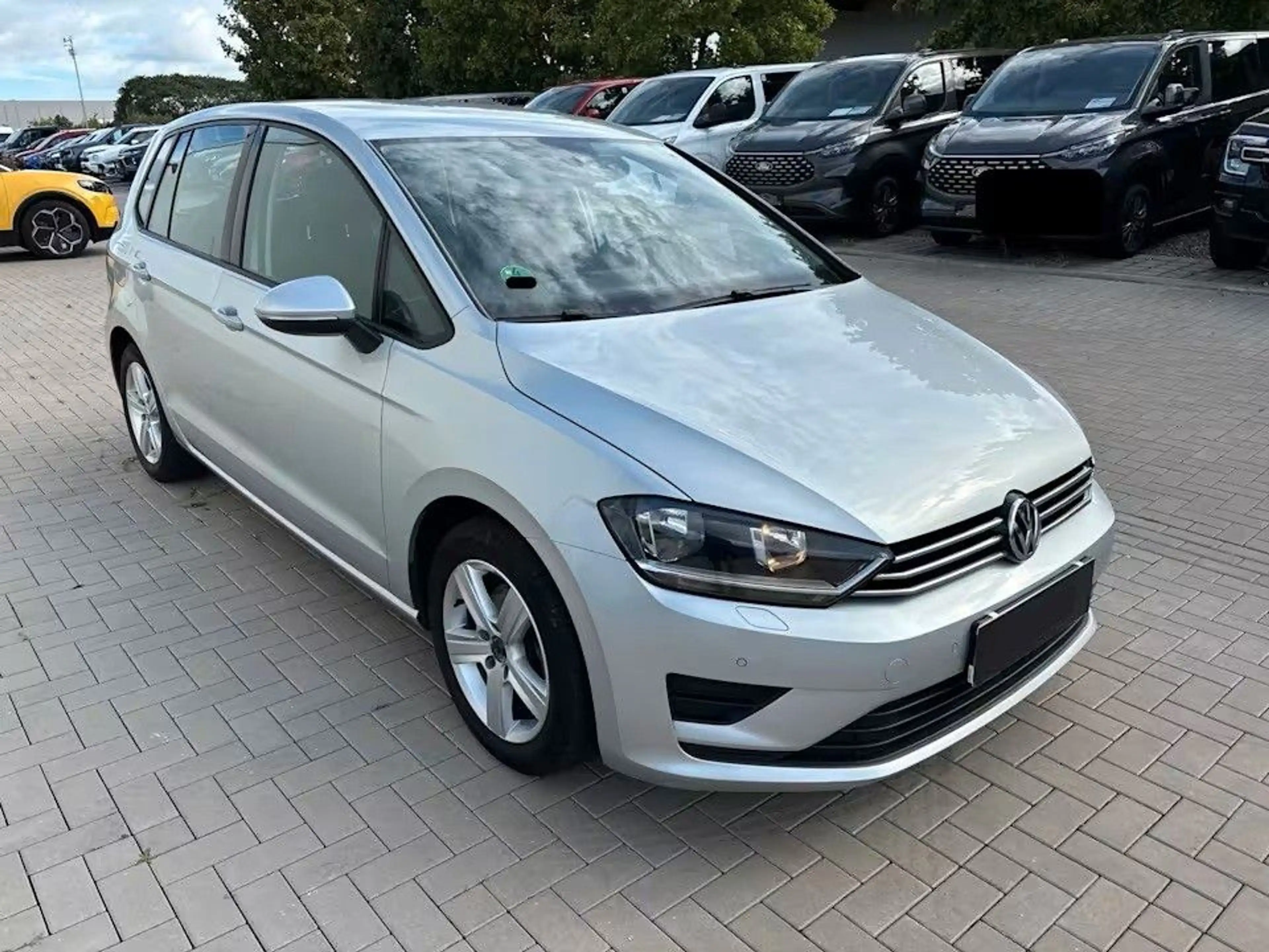 Volkswagen Golf Sportsvan VII 2.0 TDI *150PS*AHK*WintPaket*