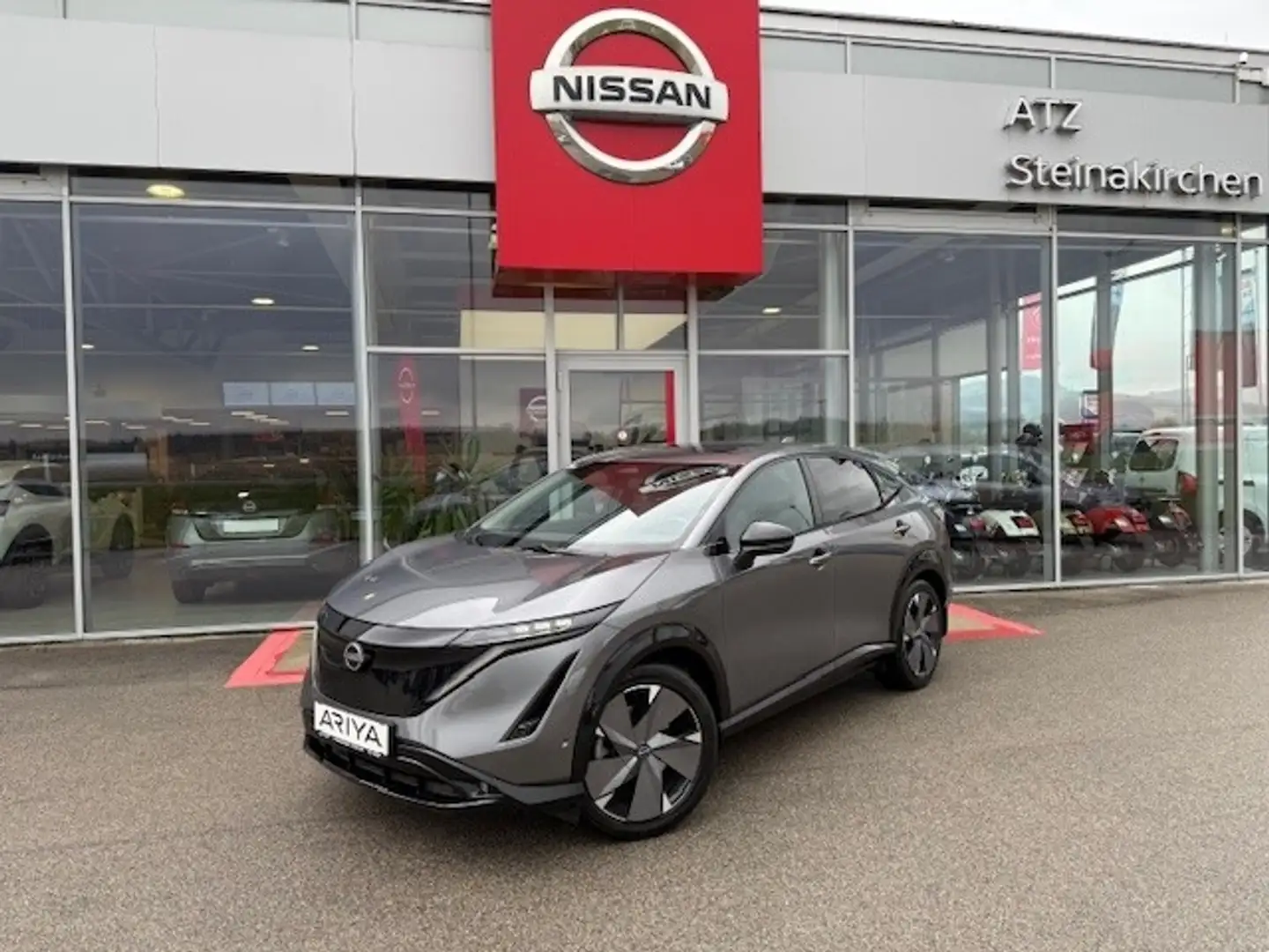 Nissan Ariya 4x4 Evolve Pack 87 kWh Gris - 1