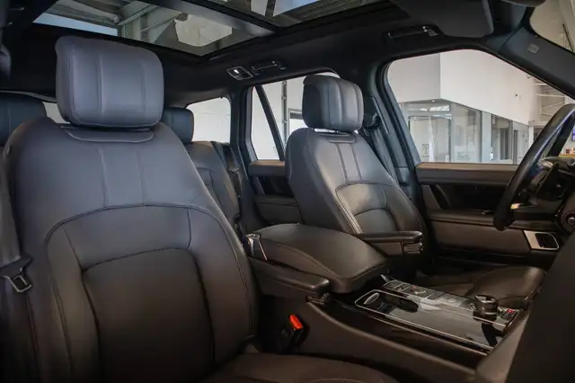 Land Rover Range Rover view 9