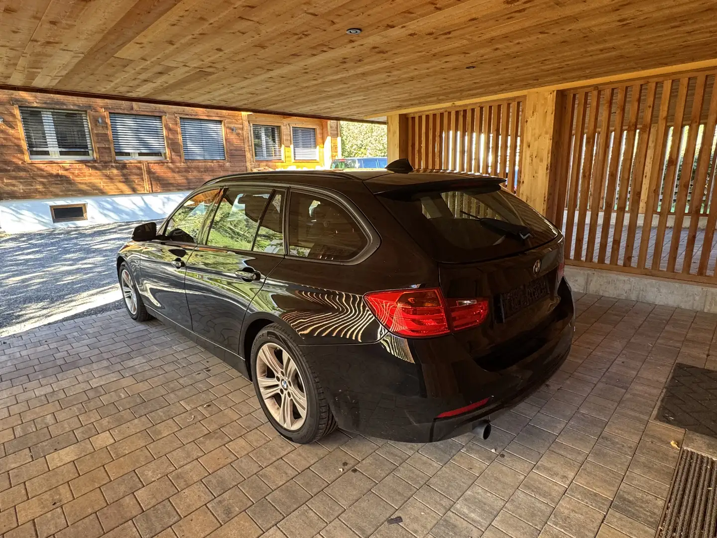 BMW 318 318d xDrive Touring - 2