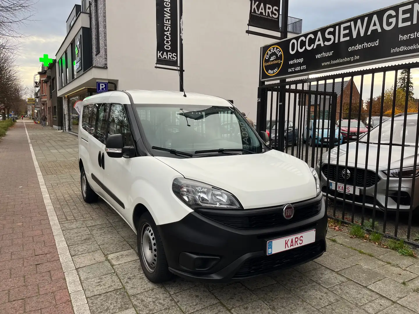 Fiat Doblo Doblo Cargo/1E EIG/SENSOREN/BLUETOOTH/USB/NIEUWST Gris - 2