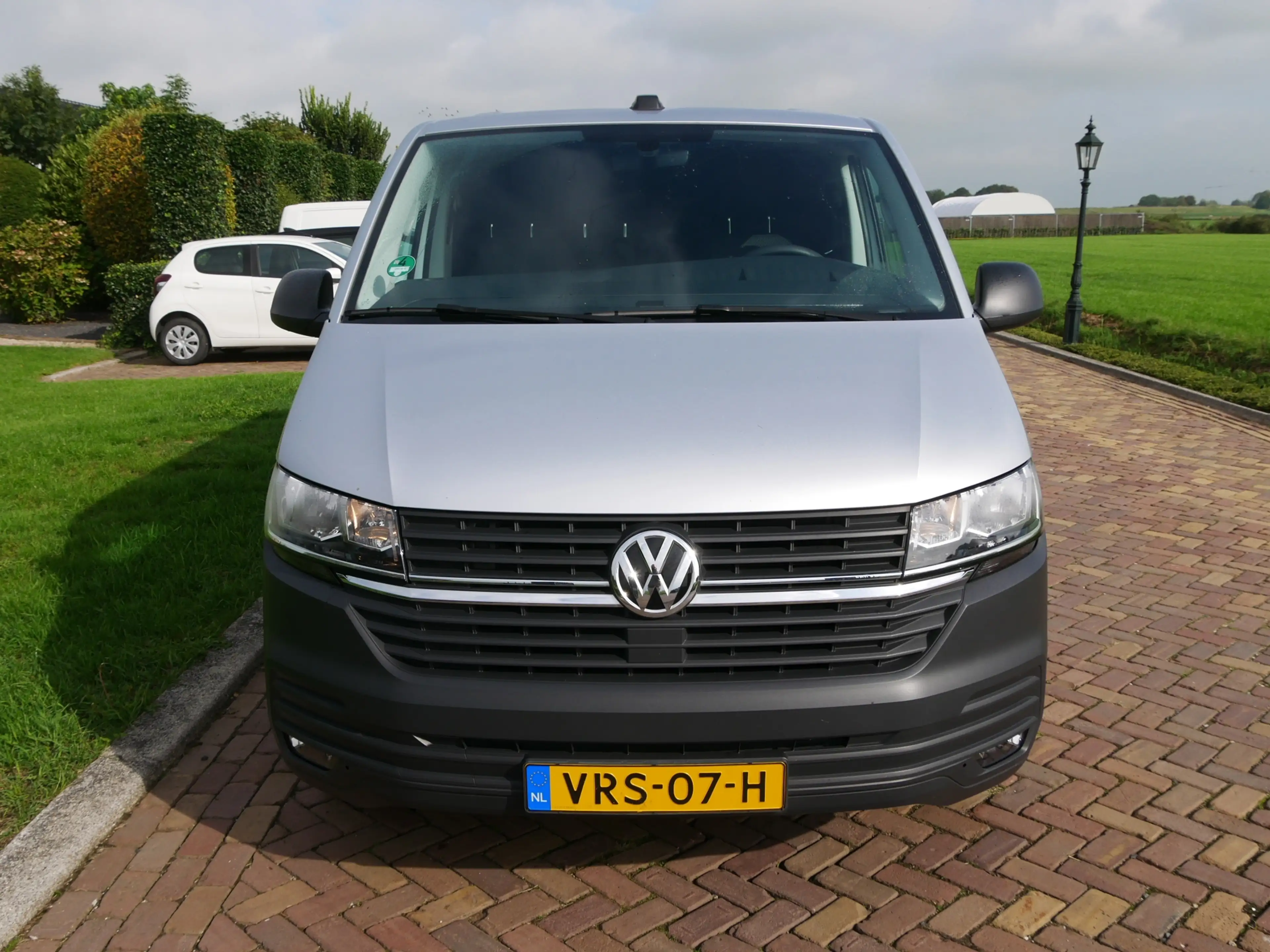 Volkswagen Transporter 2.0 TDI L2H1 81kW AC | NAVI | 3 SEATS | 17999 EX B — photo 3