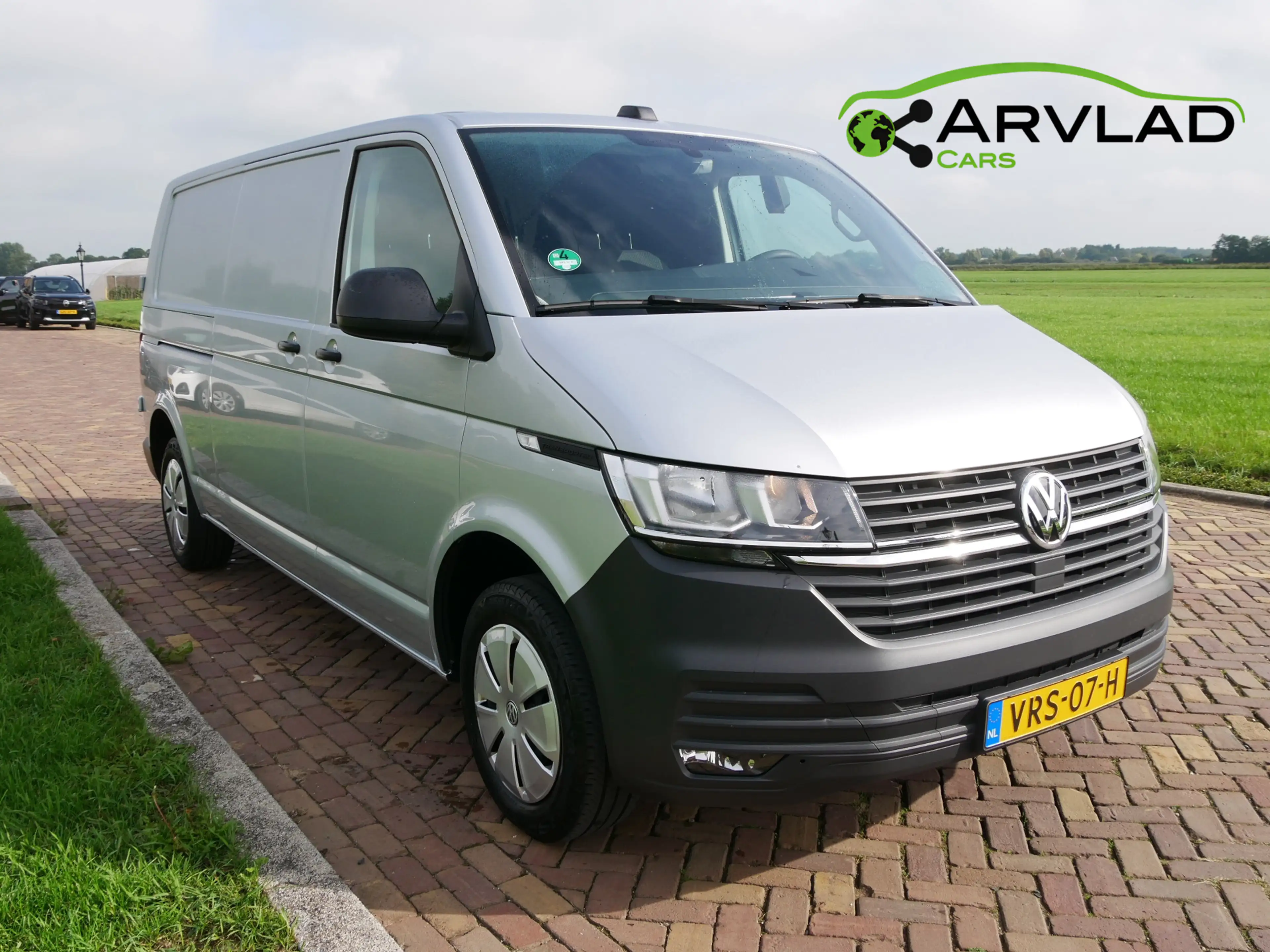 Volkswagen Transporter 2.0 TDI L2H1 81kW AC | NAVI | 3 SEATS | 17999 EX B