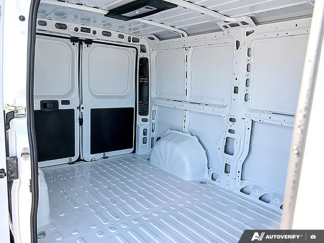 RAM ProMaster 1500 снимка RAM ProMaster 1500