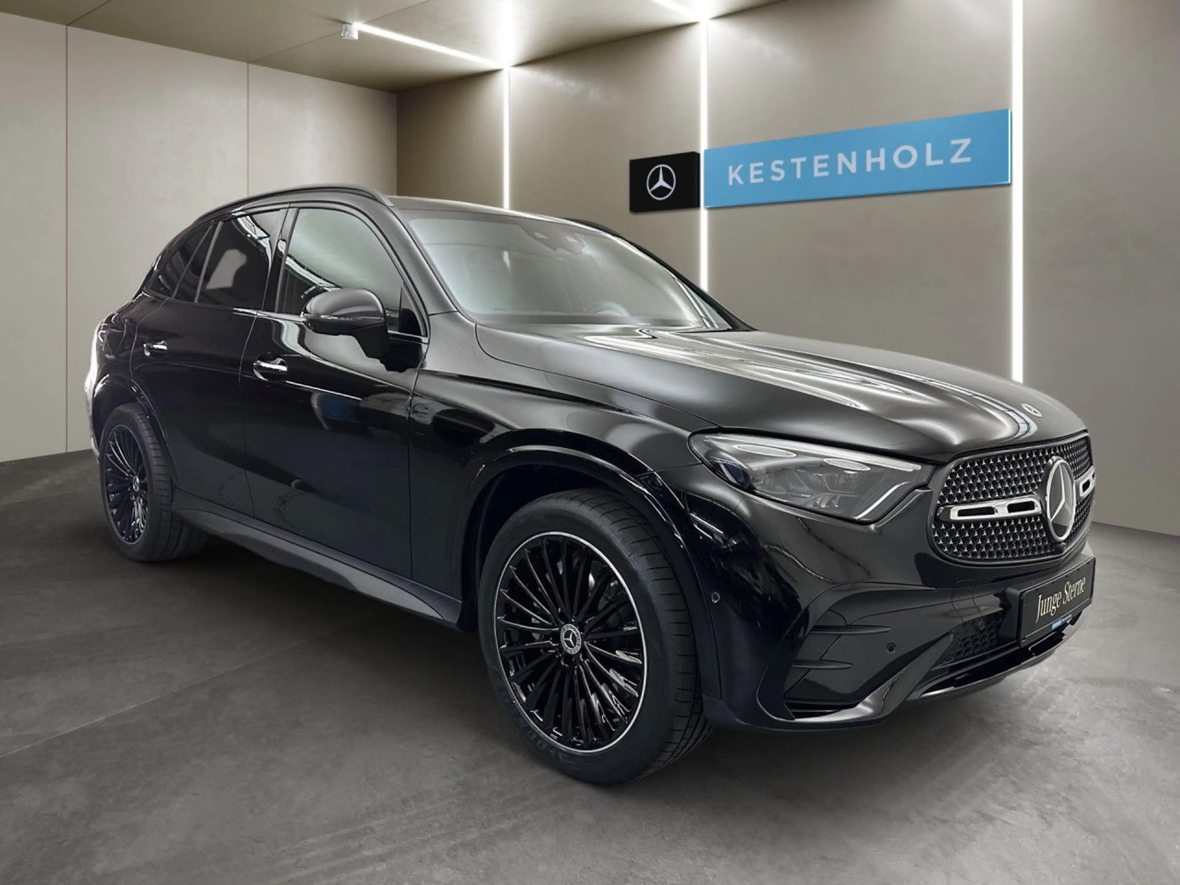Mercedes-Benz GLC 400 e 4M AMG Fahrass WideScreen Airmat HUD AHK — photo 4
