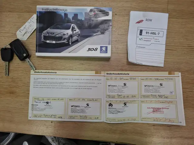 Peugeot 308 view 20