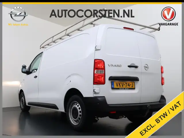 Opel Vivaro view 2