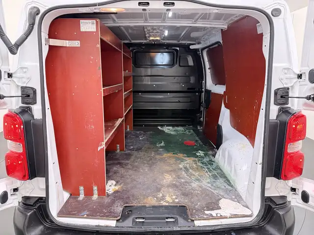 Opel Vivaro view 17